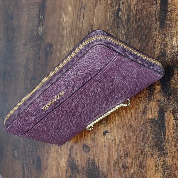 Michael Kors Plum Leather Mercer Zip Around Wallet - Picture 2 of 12